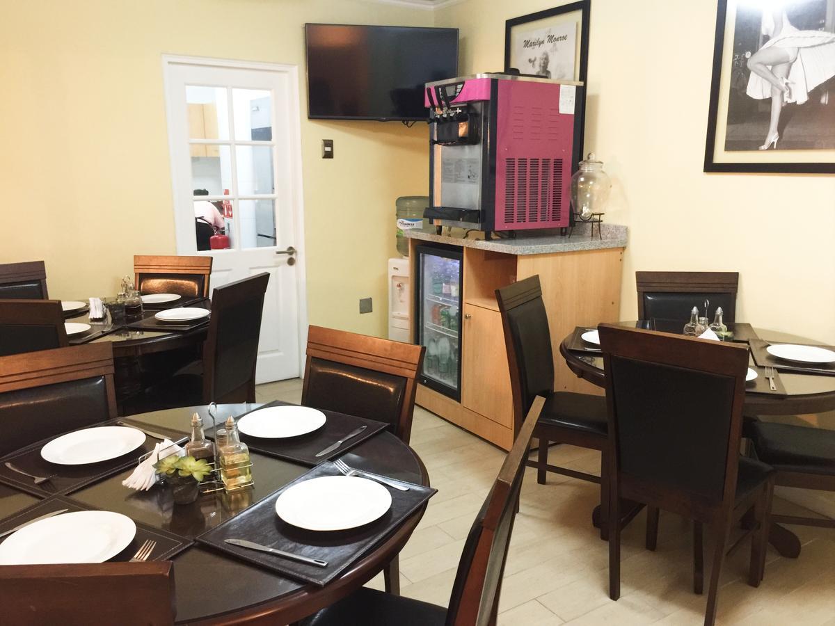 אנטופגסטה Hotel Victoria מראה חיצוני תמונה